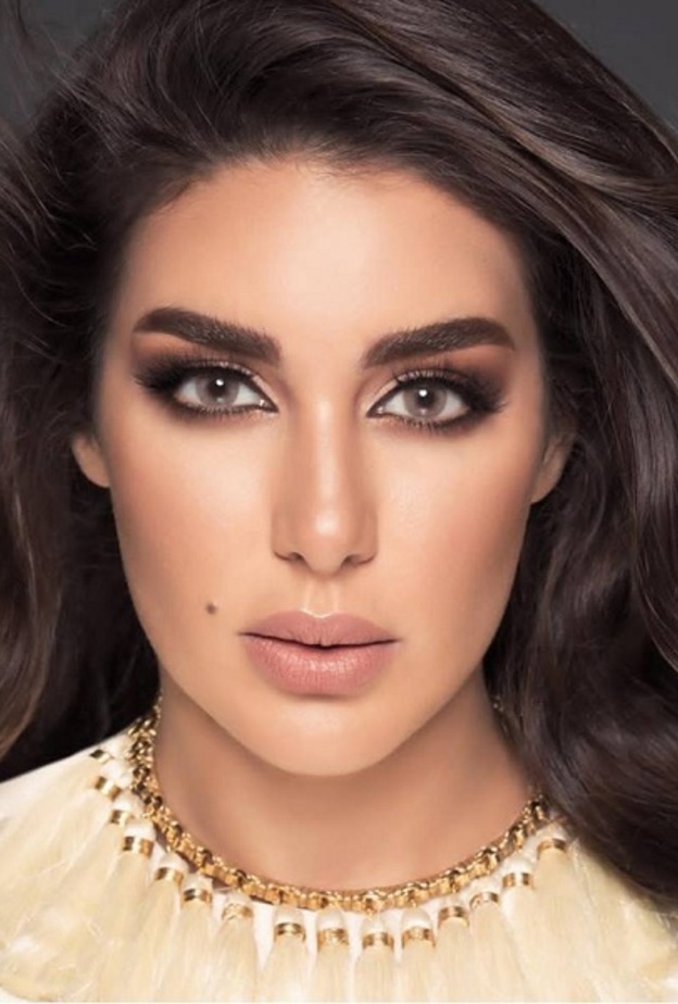 ياسمين صبري 2018 بجلسة تصوير