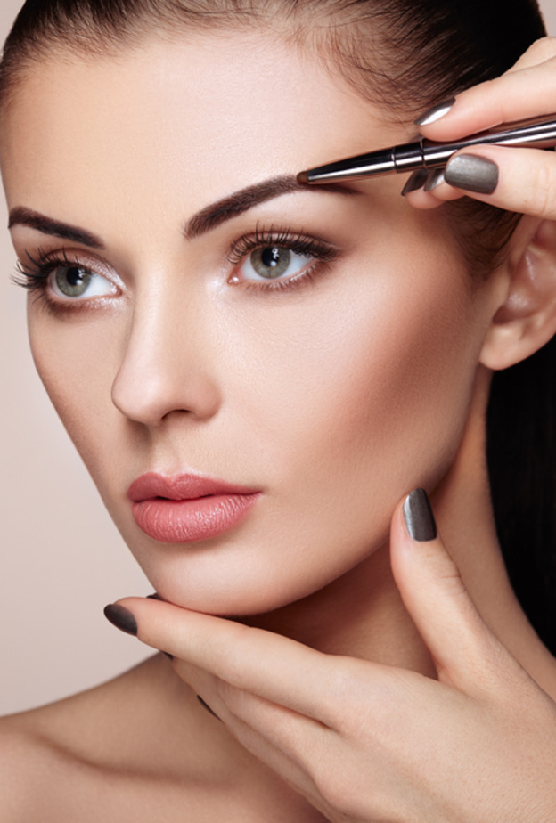  قلم الحواجب من ديور Dior Ultra-Fine Precision Brow Styler