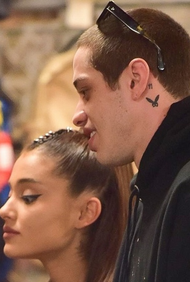 إريانا جراندي وخطيبها