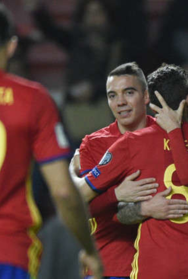 منتخب إسبانيا أمام روسيا