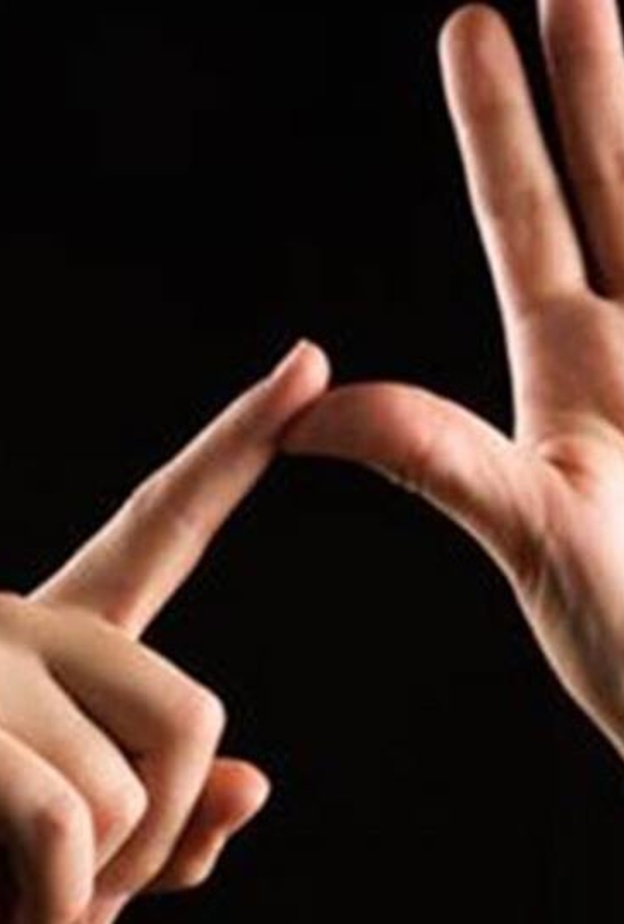 تدريب الموظفين بحديقة حيوان العين على لغة الإشارة