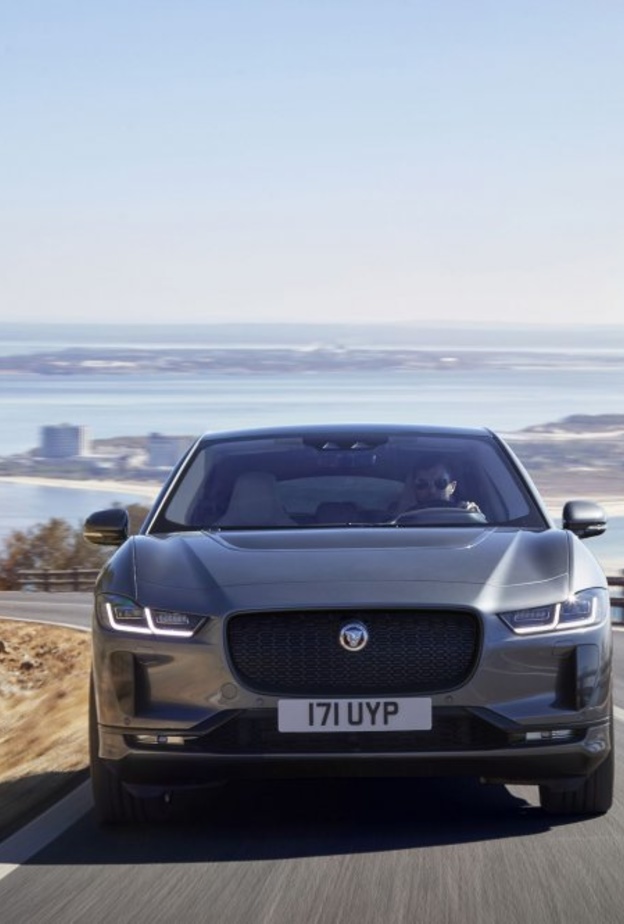 جاكوار تستثمر 18 مليار دولار في تطوير السيارات الكهربائية