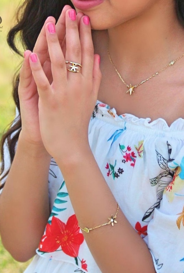 مجوهرات للاطفال من تصاميم عبير