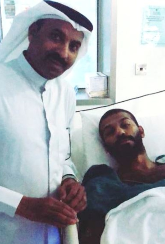 طارق العلي وابنه