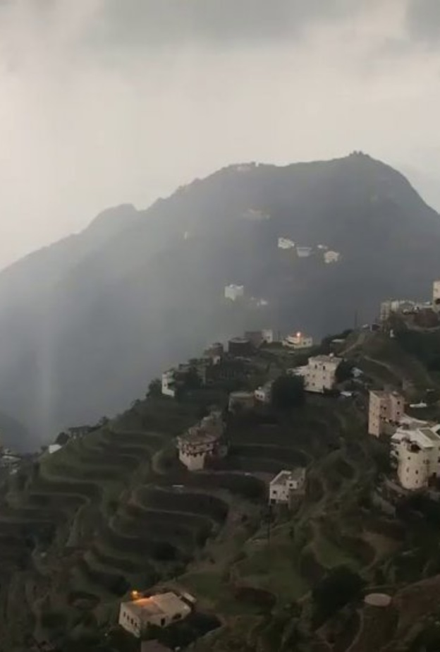 الأرصاد السعودية حذرت من الأمطار على مرتفعات جازان