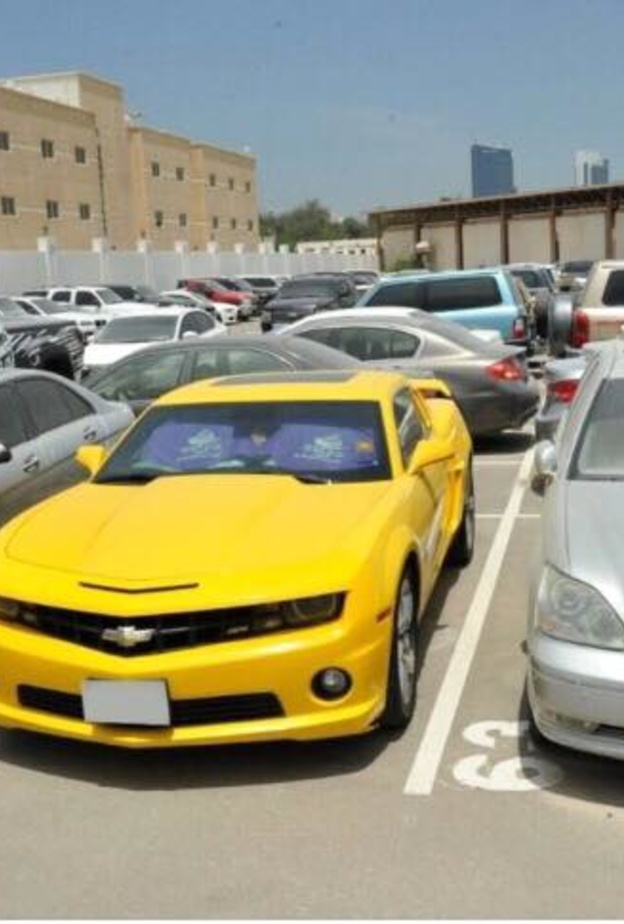 قريبا تطبيق الحجز المنزلي للمركبات في ابوظبي 