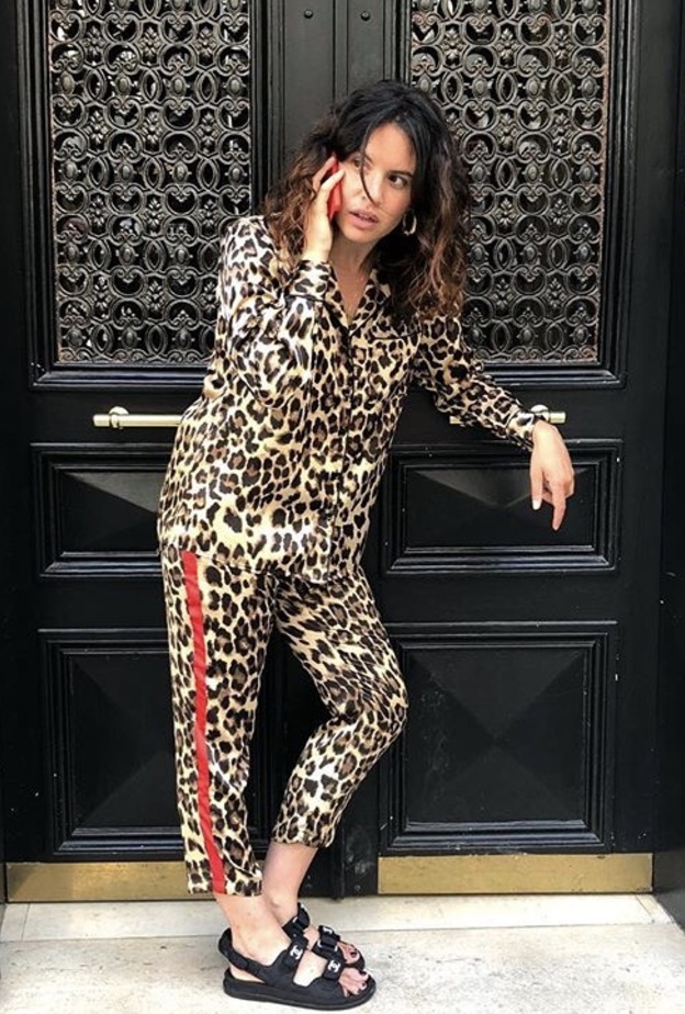 نقشة النمر مع الجينز الاسود