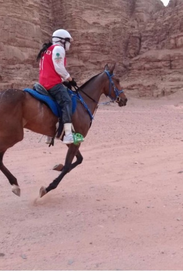 مشاركة الفارسة العنود الفيصل