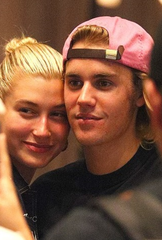 جاستن بيبر وهايلي بالدوين