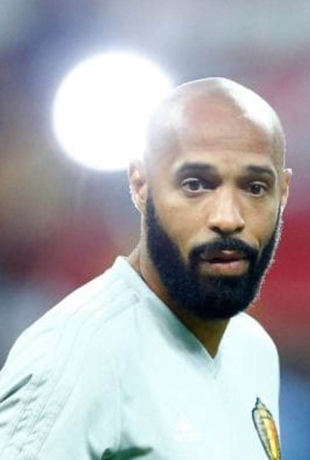 مباراة بلجيكا وفرنسا تحرج النجم العالمي تيري هنري