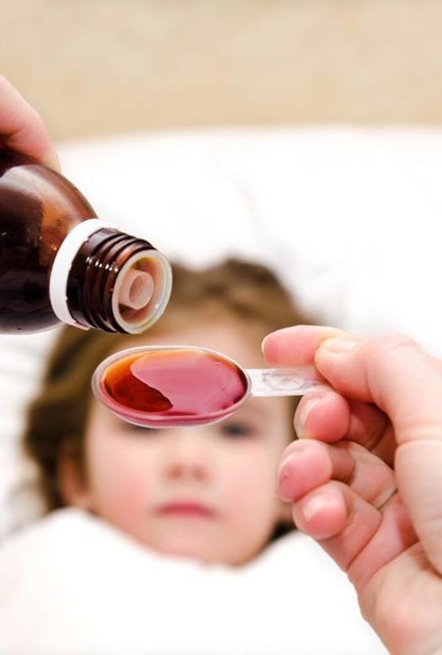 طرق إقناع الاطفال بتناول الدواء دون عناء