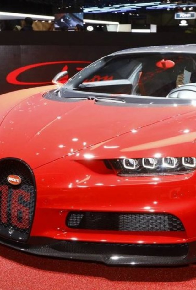 بوغاتي تستعد للكشف عن شيرون ديفو