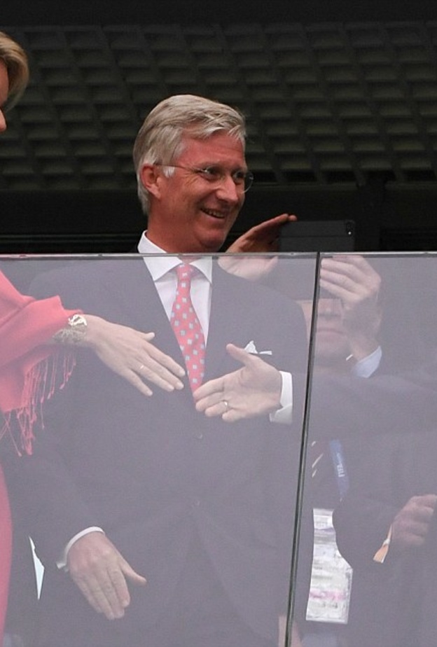 ملك وملكة بلجيكا ينضمان إلى رئيس فرنسا في مباراة فرنسا وبلجيكا