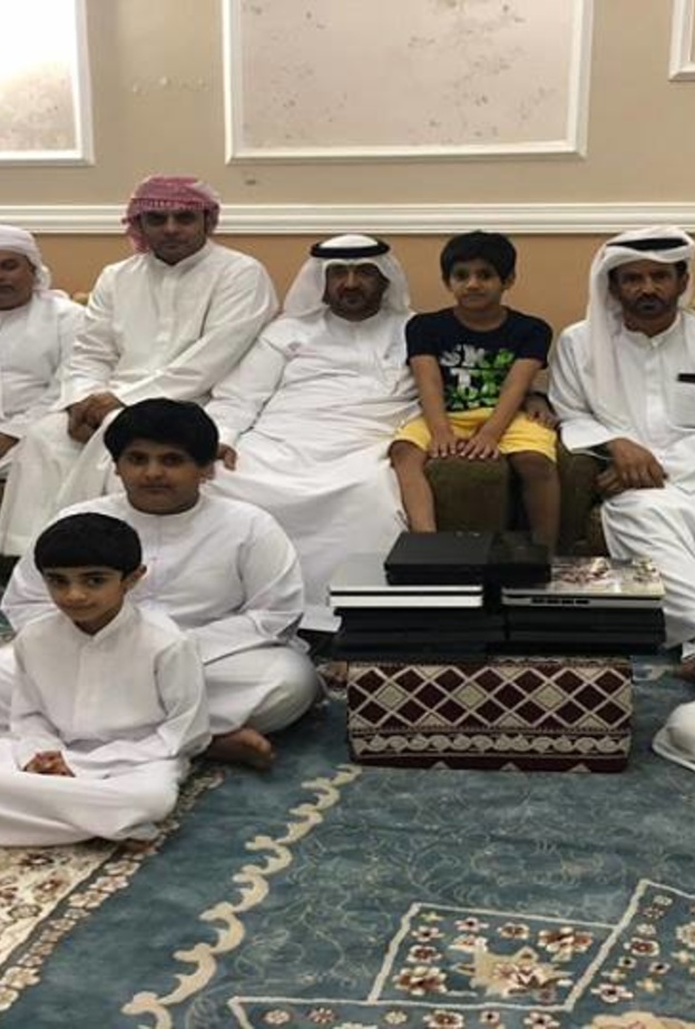 حملة شعبية لأسر إماراتية تطالب بحظر الألعاب الإلكترونية