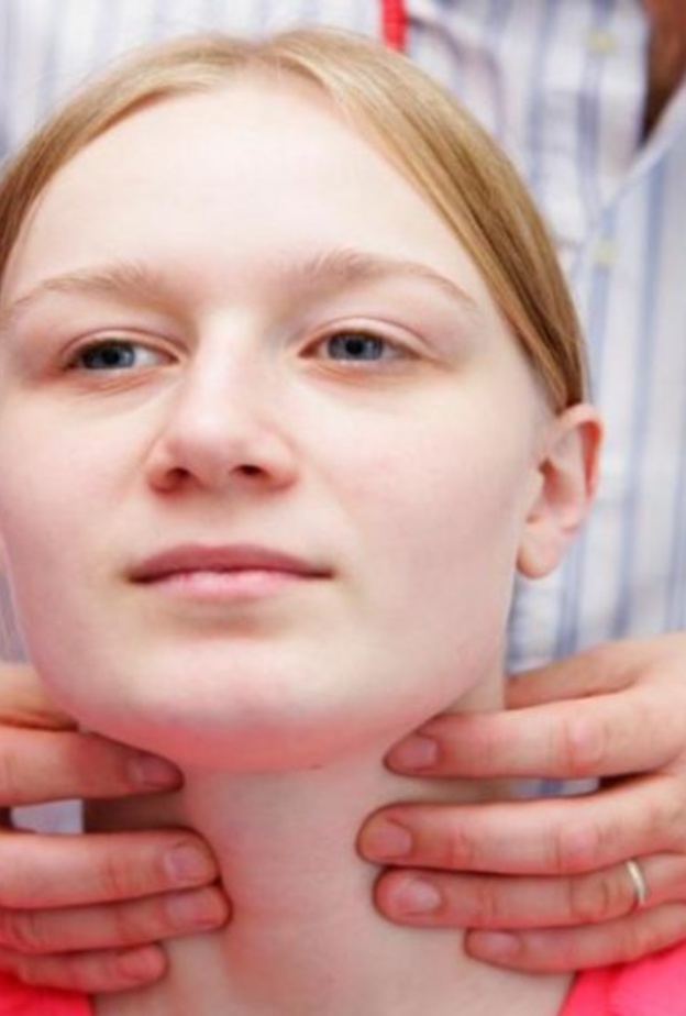  فرط نشاط الغدة الدرقية يسبب نحافة زائدة