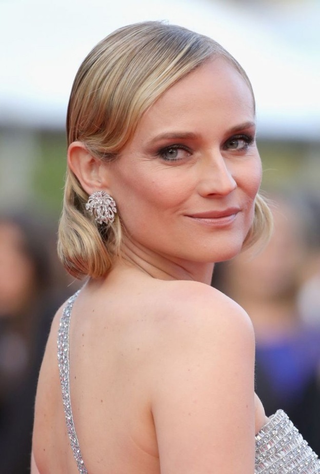 ديان كروغر في اطلالة جذابة بأقراط ميسيكا Messika