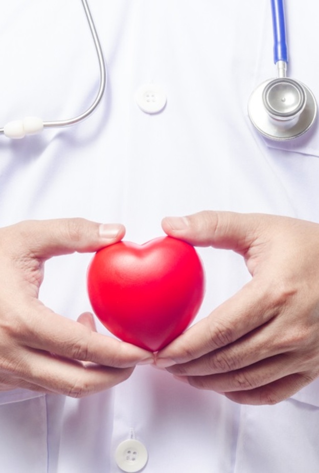 يتم الخضوع لعملية قسطرة القلب لتبيان امراض ومشاكل القلب الصحية