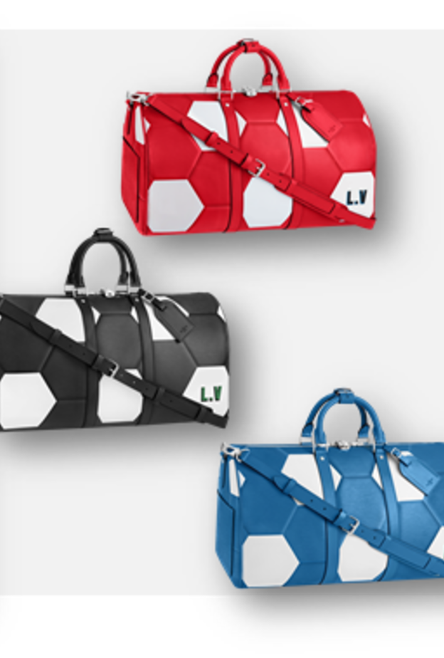 بمناسبة بطولة العالم في كرة القدم روسيا لعام 2018، قامت دار لويس فويتون بتصميم حقيبة سفر جديدة تسلب الألباب لحماية الكأس الذهبيّة الرسميّة