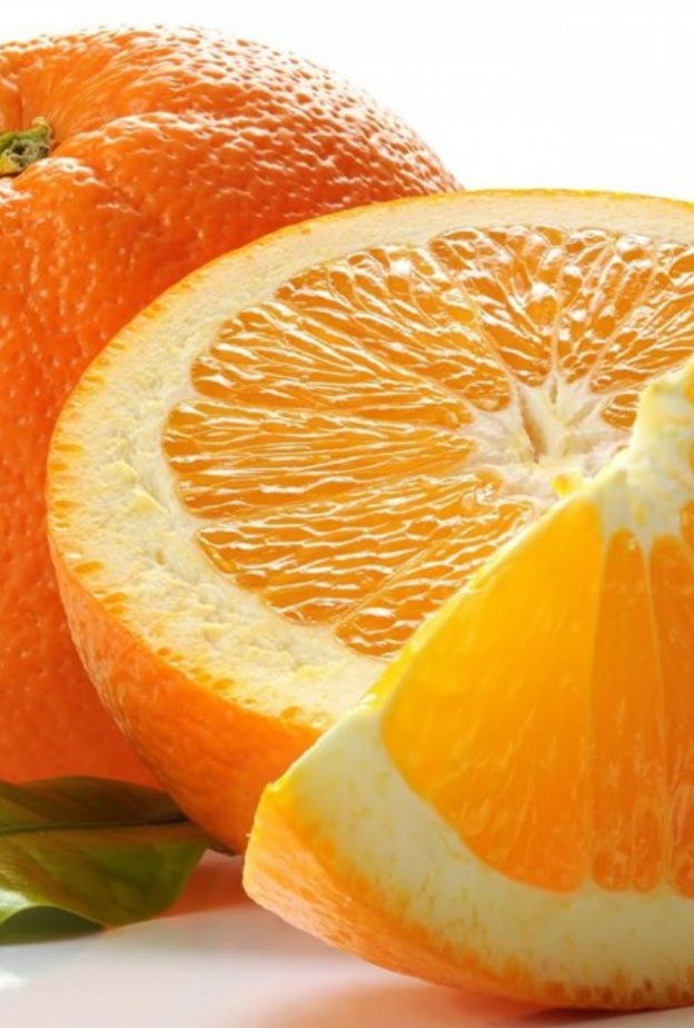  البرتقال يعزز صحة البصر