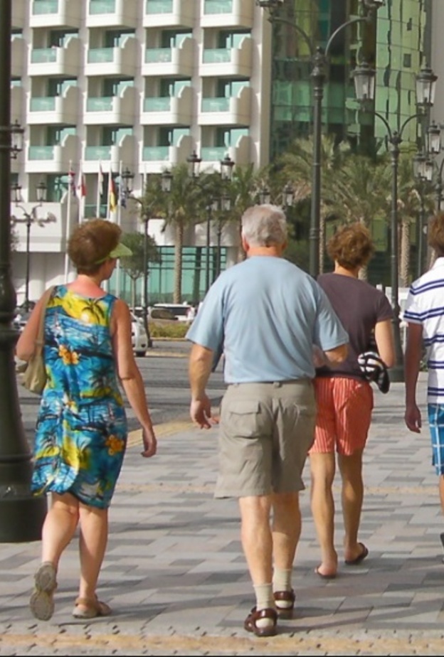 الإمارات تعفي أبناء السياح من رسوم تأشيرة الدخول خلال الصيف