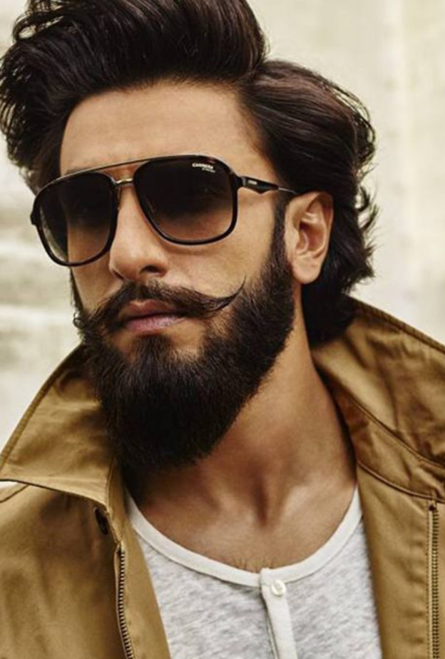 كيف علق نجوم ومشاهير بوليوود على فوز فرنسا ببطولة كاس العالم