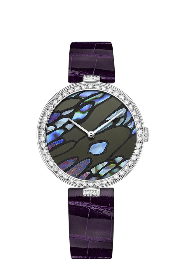 ساعة شوبارد من الذهب والجلد