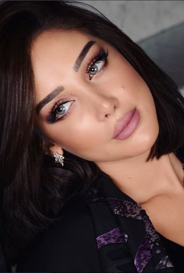 بسمة بوسيل تبكي