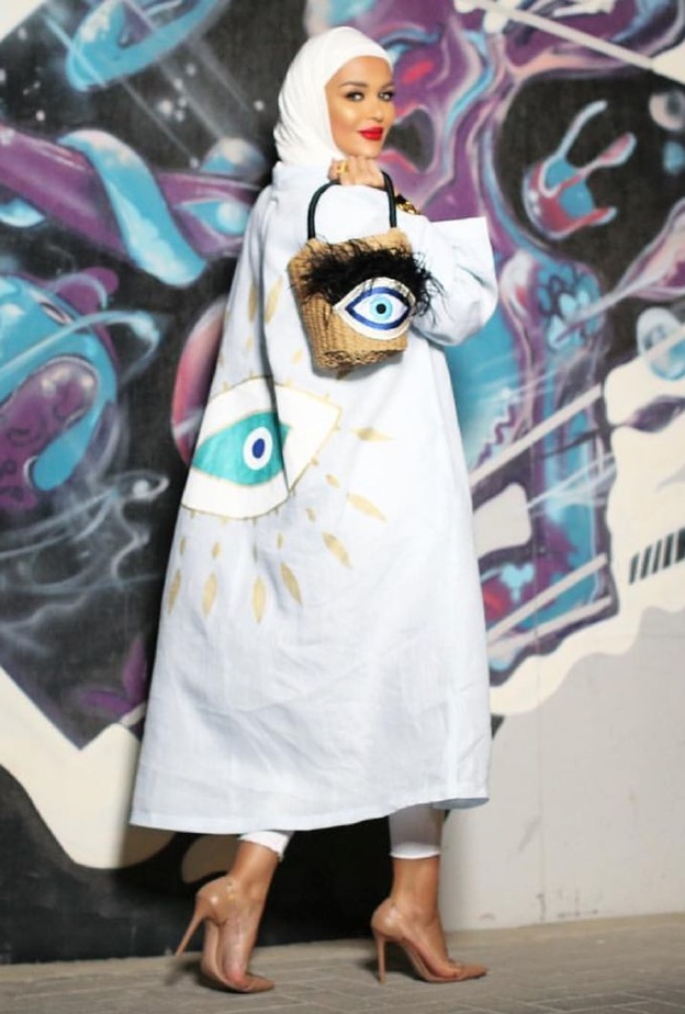 نعومة وتصميم راقي مع الجينز