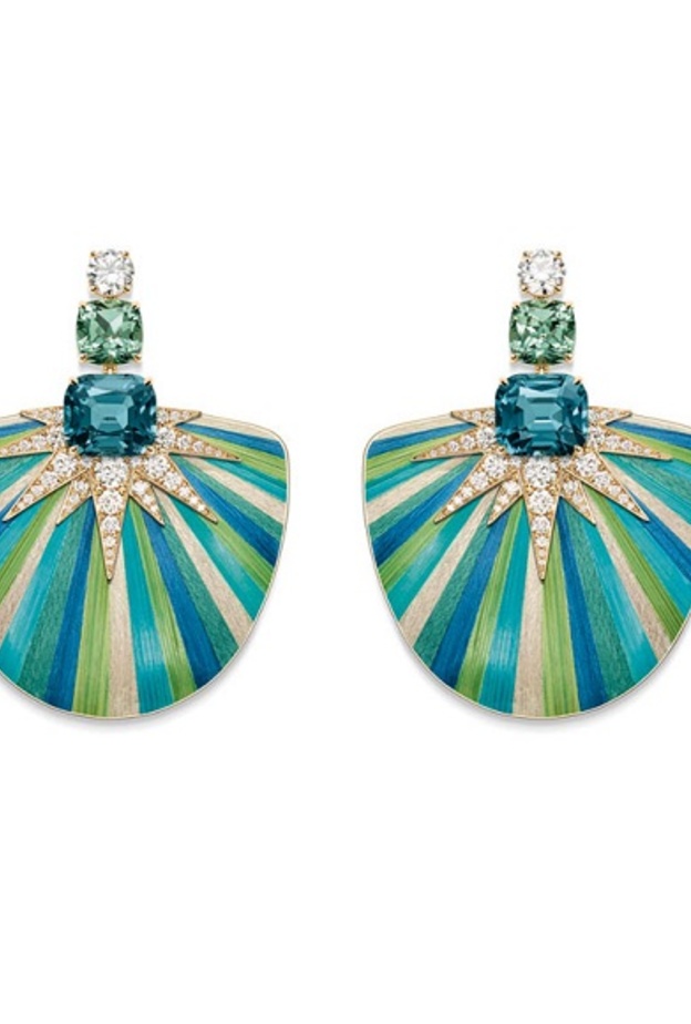 ماركتريه الريش من بياجيه