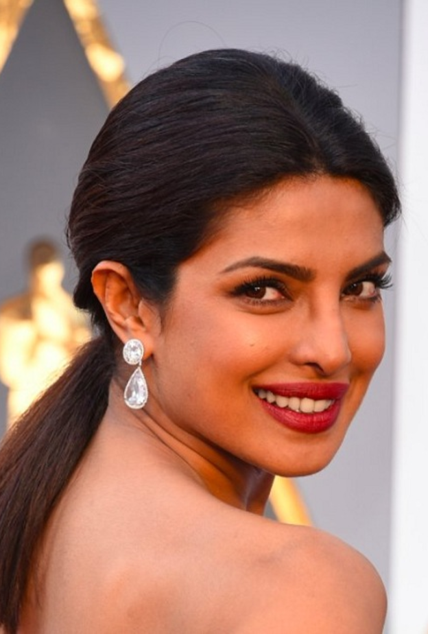 Priyanka Chopra تحتفل اليوم بعيد ميلادها الـ36
