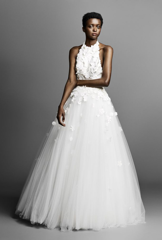 فساتين زفاف بقصة الـ halter من مجموعة Mira Zwillinger