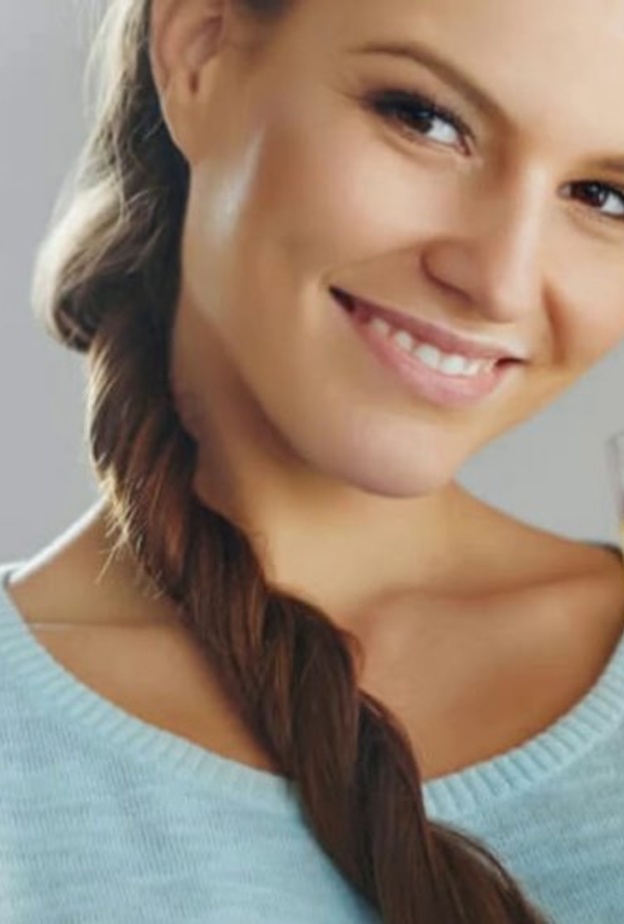 يخلصك ديتوكس الماء من الشوائب العالقة بالبشرة قبل الزفاف