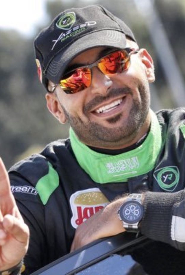 يزيد الراجحي بمنافسة رالي طريق الحرير الصحراوي