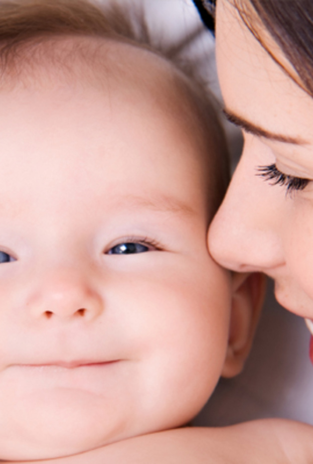 5 افعال احذري القيام بها مع رضيعك لسلامته