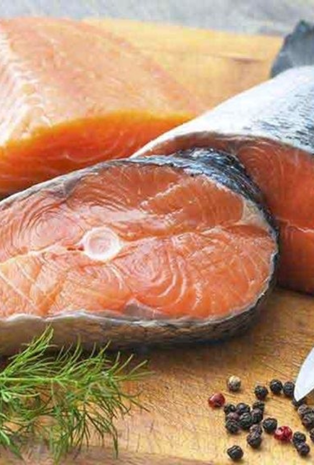 الاسماك واهمها السلمون تقي من الموت المبكر