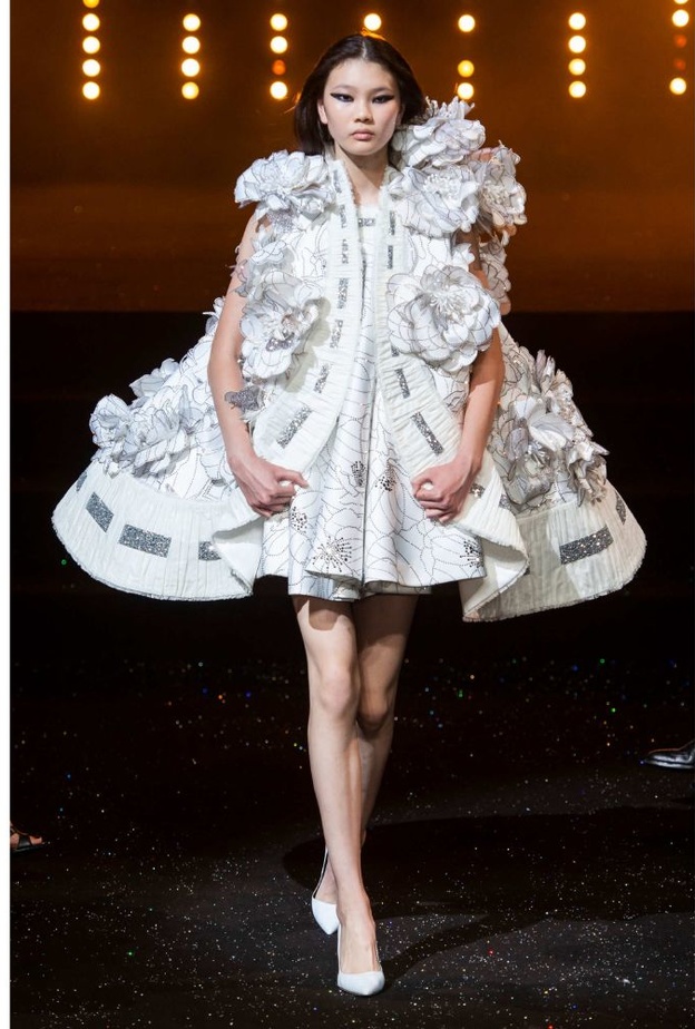 حذاء من viktor & rolf