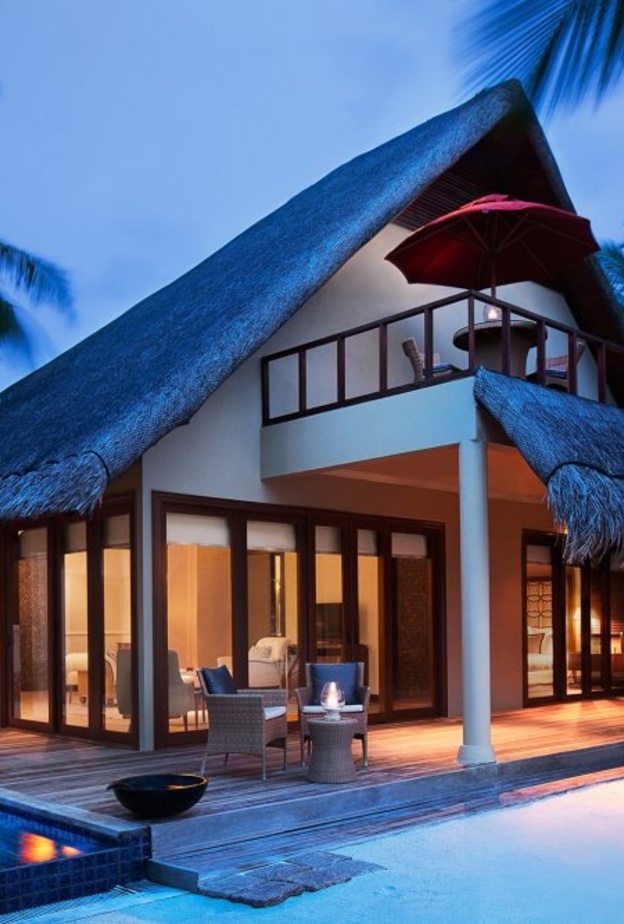 مراسيم استقبال العرسان في منتجع تاج إكزوتيكا Taj Exotica Resort and Spa في المالديف