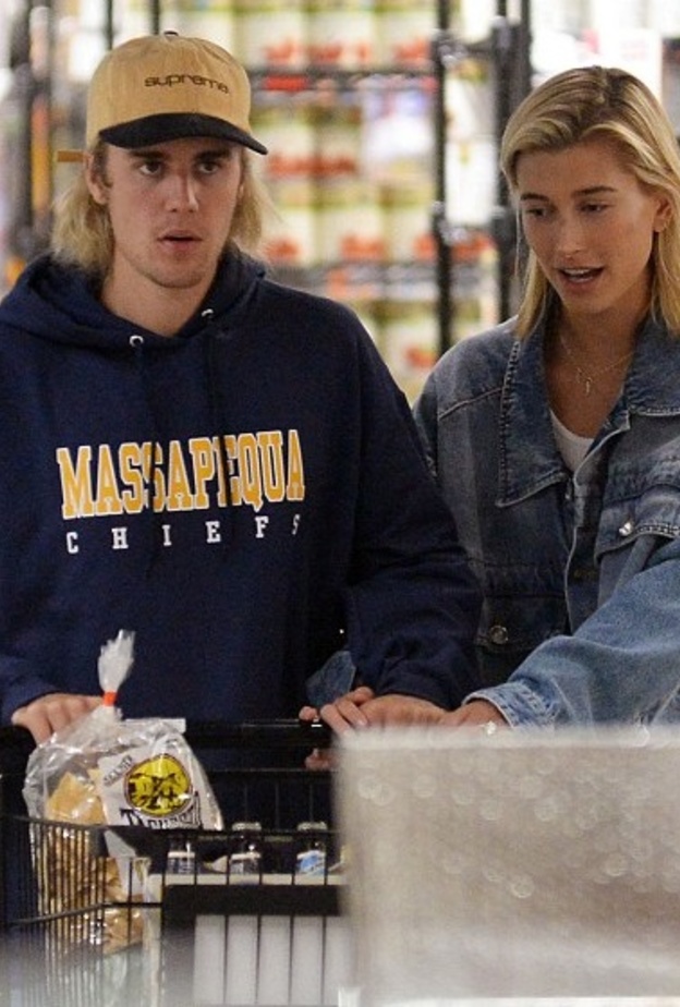 جاستن بيبر وهايلي بالدوين