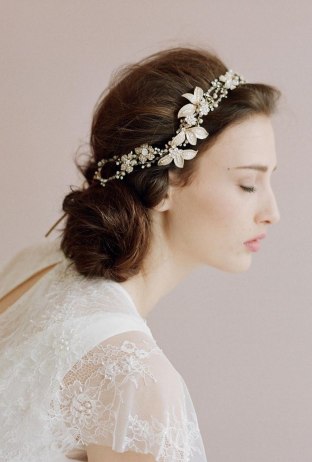 إليك أجمل تسريحات شعر الريترو ليوم زفافك