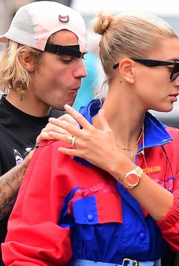 جاستن بيبر وهايلي بالدوين