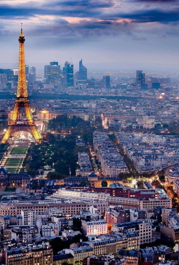 برج ايفل باريس