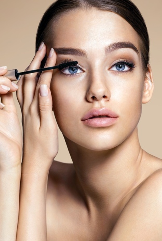 تعرفي على اكثر 5 اخطاء شائعة عند تطبيق الماسكارا