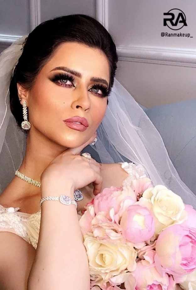 من مكياج الميك أب ارتست روان أحمد