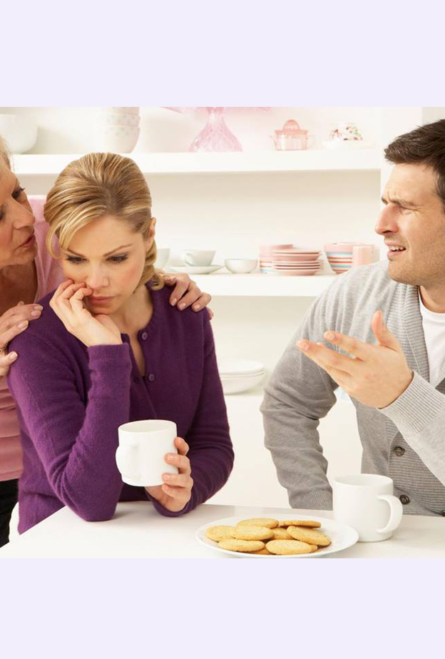 4 اسباب تمنع الزوج من مدح زوجته أمام الاخرين