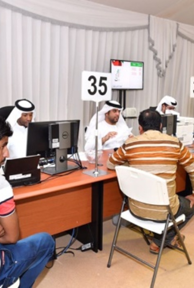 الإمارات..أصغر مخالف يصحح وضعه خلال 20 ثانية