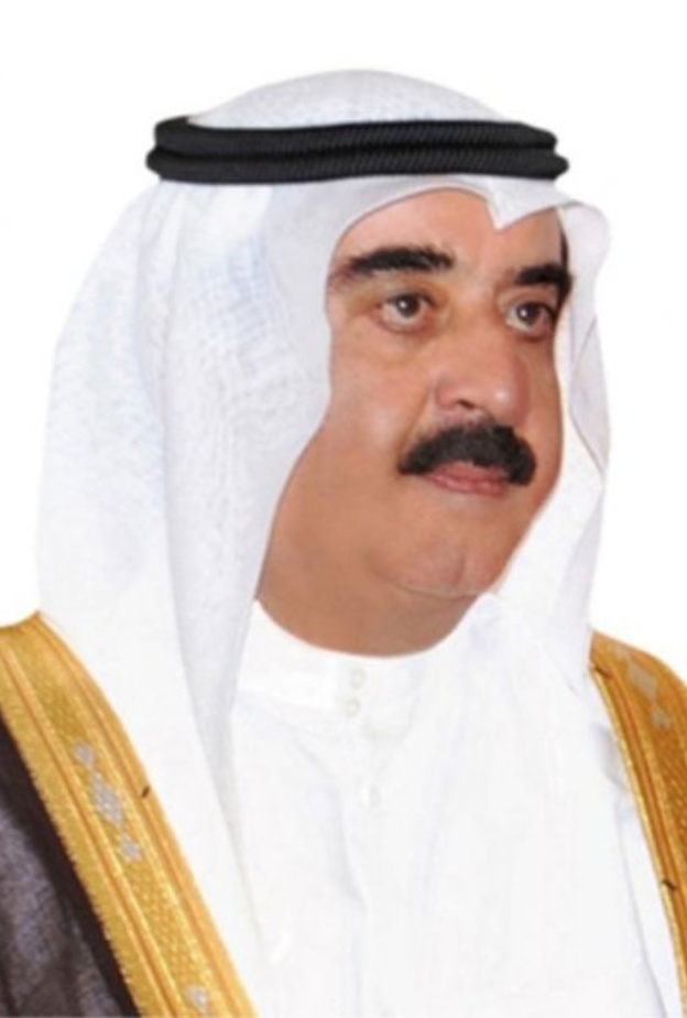 سعود المعلا يخصص منحاً دراسية لأسر وذوي الشهداء وأوائل الثانوية