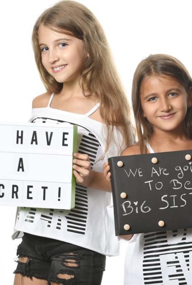 ابنتا نانسي عجرم