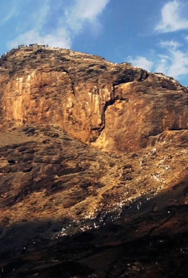 صورة ملتقطة من داخل جبل النور