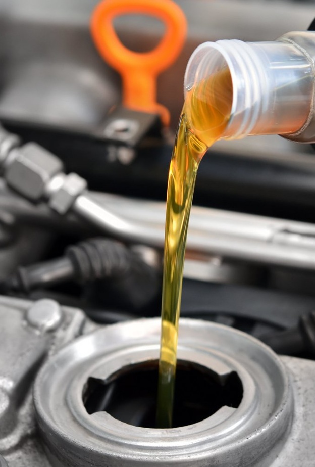 نصائح بسيطة لتغيير زيت المحرك