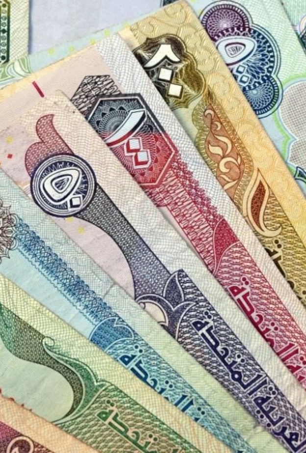 عميل بنكي يتفاجأ بسحب 860 ألف درهم من رصيده ليصبح صفر